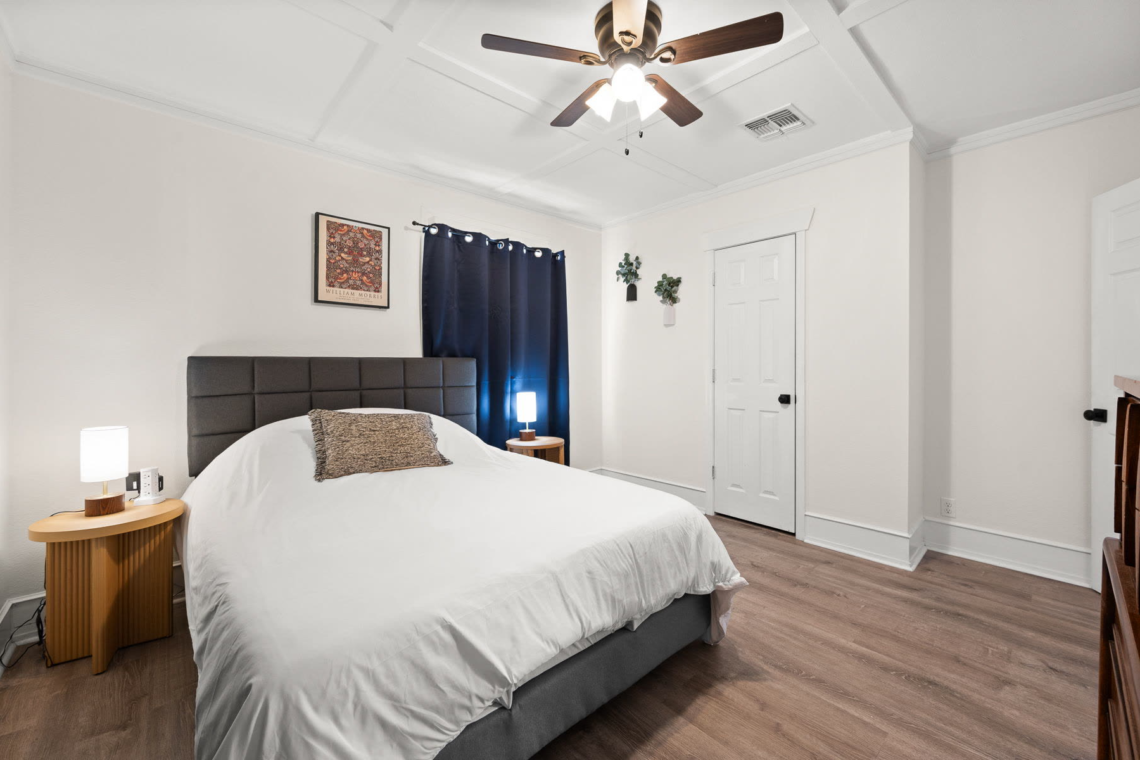 Second bedroom with nightstands